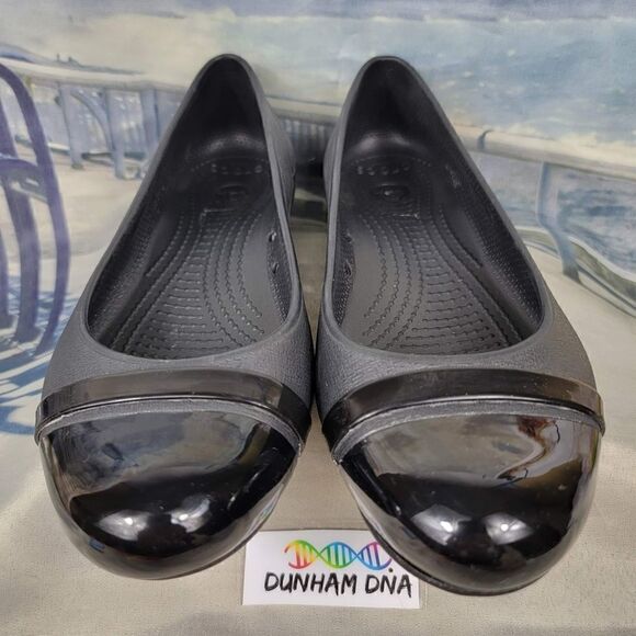 Crocs Flats Women's 6  - Picture 3 of 12